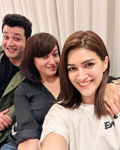 Kriti Sanon Gives A Peek Into Her Celebrations Post Best Actor National Award Win