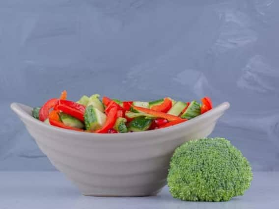 Broccoli Carrot Salad Recipe: ब्रोकली और गाजर से बनी ये खास सैलेड आपकी कब्ज की बीमारी को कर देगा छूमंतर, जरूर करें ट्राई