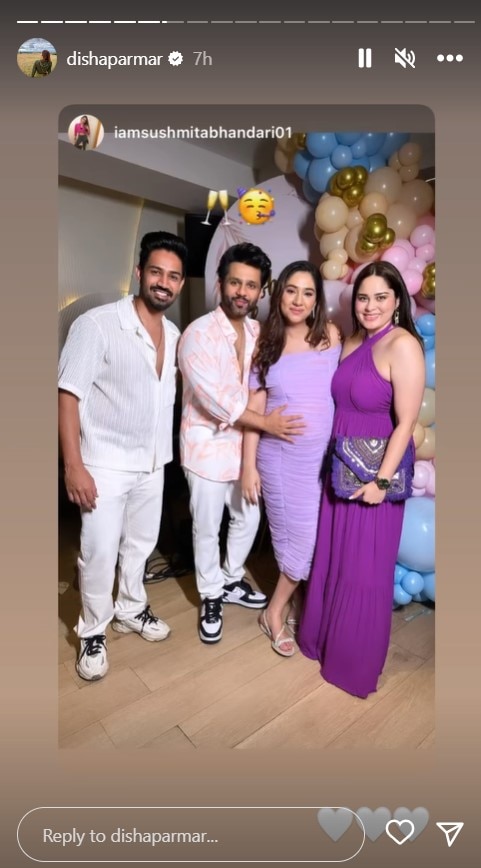 Disha Parmar Baby Shower: दिशा परमार की गोदभराई में हुई खूब मस्ती, बेबी बंप फ्लॉन्ट करते बेहद खूबसूरत लगीं एक्ट्रेस, देखें Inside तस्वीरें