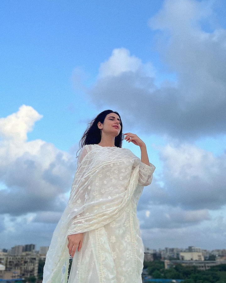 In the stunning Instagram photo, the actor is seen striking a pose under the blue sky.