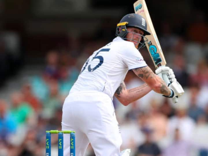 Stokes took the onus and ended up playing an incredible knock of 135* runs in 291 balls.