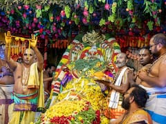 తిరుచానూరులో శాస్త్రోక్తంగా శ్రీవరలక్ష్మీ వ్రతం, భక్తి శ్రద్ధలతో ఆచరించిన మహిళలు