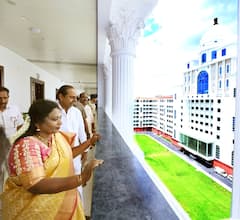 ఫోటోలు: సచివాలయాన్ని సందర్శించిన గవర్నర్ తమిళిసై - దగ్గరుండి చూపించిన సీఎం కేసీఆర్