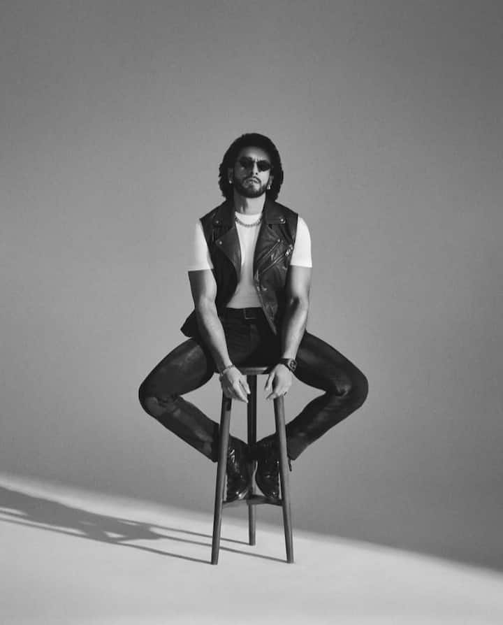 Sleeveless Jacket: Killing it like a pro in a Sleeveless Jacket, Ranveer is absolutely slaying this bold and stylish look. Must say, his swag is unbeatable.