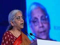 वित्त मंत्री निर्मला सीतारमण बोलीं, महंगाई को काबू करना सरकार की सर्वोत्तम प्राथमिकता