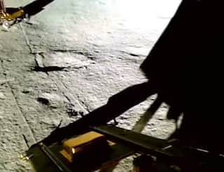 Chandrayaan 3 Update: ਚੰਦਰਮਾ ਦੇ ਸ਼ਿਵਸ਼ਕਤੀ ਪੁਆਇੰਟ 'ਤੇ ਘੁੰਮਦਾ ਨਜ਼ਰ ਆਇਆ ਪ੍ਰਗਿਆਨ ਰੋਵਰ', ISRO ਨੇ ਜਾਰੀ ਕੀਤਾ ਵੀਡੀਓ, ਦੇਖੋ