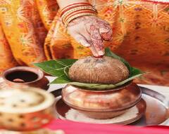 Hindu Ritual:શું આપ જાણો છો કે, હિન્દુ ઘર્મમાં મહિલા કેમ નથી ફોડતી નારિયેળ, આ છે તેની પાછળનું ખાસ કારણ