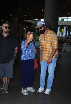 Vicky Spotted: મુંબઇ એરપોર્ટ પર ફૉર્મલ લૂકમાં ફરતો દેખાયો વિક્કી કૌશલ, ફેન્સ સાથે ક્લિક કરાવી સેલ્ફી....