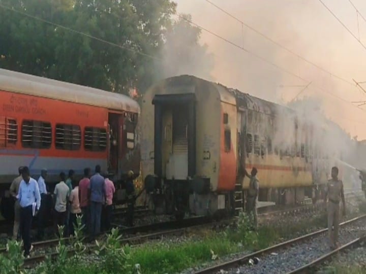 Madurai Train Accident: மதுரை கொடூர விபத்து..! லக்னோ செல்லும் சென்னை விமான நிலையம் வந்த உடல்கள் ..!