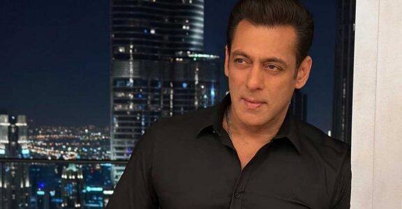 ਸਲਮਾਨ ਖਾਨ ਨੇ ਆਪਣੇ ਸ਼ੁਰੂਆਤੀ ਕਰੀਅਰ ਦੇ ਨਾਲ ਬਾੱਕਸ ਆਫਿਸ 'ਤੇ ਖੂਬ ਤਬਾਹੀ ਮਚਾਈ। ਉਨ੍ਹਾਂ ਨੂੰ ਪਰਦੇ ਉੱਪਰ ਆਪਣੇ ਨਿਭਾਏ ਗਏ ਕਿਰਦਾਰ ਪ੍ਰੇਮ ਨਾਲ ਪ੍ਰਸ਼ੰਸਕਾਂ ਦਾ ਦੁਗਣਾ ਪਿਆਰ ਮਿਲਿਆ।