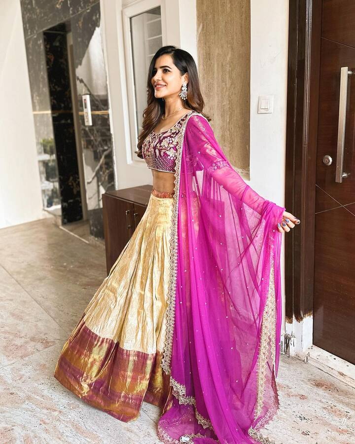 అషూ రెడ్డి అందమైన ఫోటోలు -Image Credit: Ashu reddy/Instagram