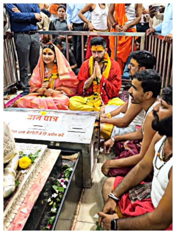 मंगेतर राघव चड्ढा संग महाकाल पहुंचीं परिणीति चोपड़ा