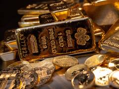 Gold Price: फीकी पड़ सकती है सोने की चमक, अमेरिकी सेंट्रल बैंक का ये कदम गिरा सकता है भाव