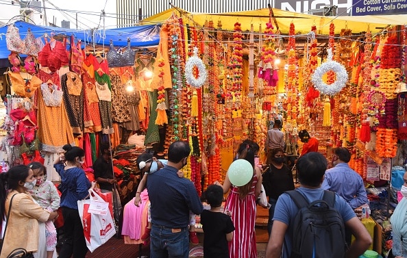 Famous Shopping Places In Delhi That Are A Must Visit If You Are In The National Capital