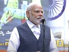 PM Modi Visits ISRO Scientists At Bengaluru Headquarters Soon After Returning From Greece — IN PICS