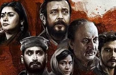 द कश्मीर फाइल्स को लेकर भी काफी बवाल कटा था. फिल्म को सेंसर बोर्ड ने ए सर्टिफिकेट के साथ पास किया था. इस फिल्म की कमाई बॉक्स ऑफिस पर हुई थी-252.90  करोड़ रुपए.