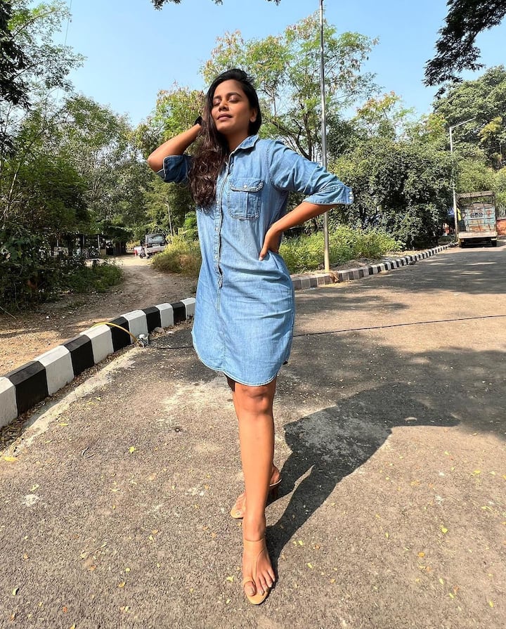 हेमांगी ही ‘मन धागा धागा जोडते नवा’ या मालिकेमधून प्रेक्षकांच्या भेटीस आली.