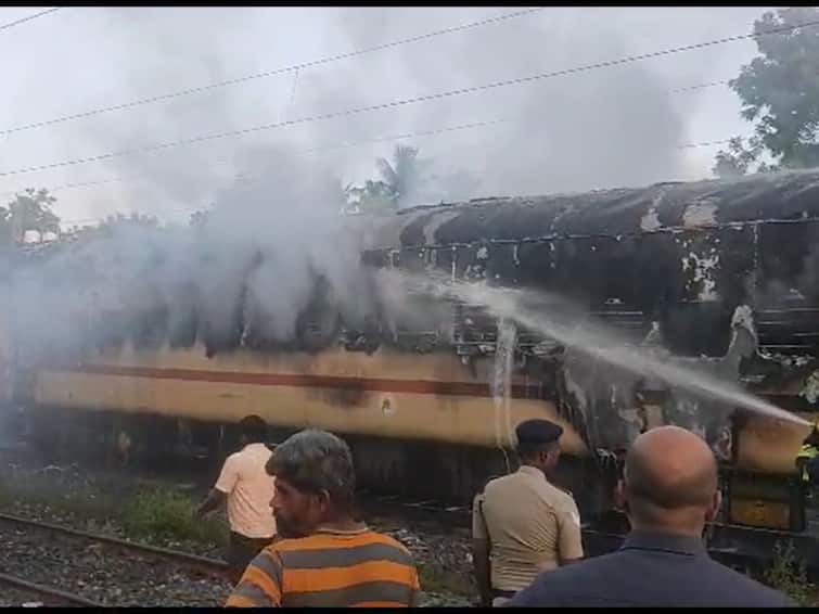 madurai passanger train fire accident 2 death Madurai Train Fire: மதுரையில் சிலிண்டர் வெடித்து தீப்பிடித்து எரிந்த சுற்றுலா பயணிகள் ரயில்.. 9 பேர் பலி