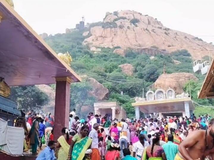 Pongal festival in new earthen pan in Ayyarmalai Ratnakriswarar temple in karur TNN அய்யர்மலை இரத்தினகிரீஸ்வரர் கோயிலில் புது மண்பானையில் பொங்கல் விழா