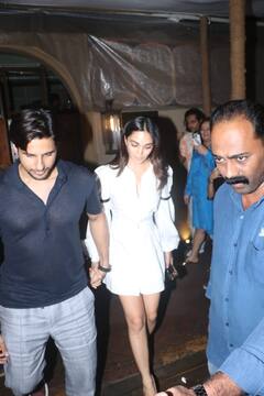 પત્ની Kiara Advani ને અડધી રાત્રે ડિનર ડેટ પર લઇને નીકળ્યો Sidharth Malhotra, તસવીરોએ જીતી લીધા દિલ....