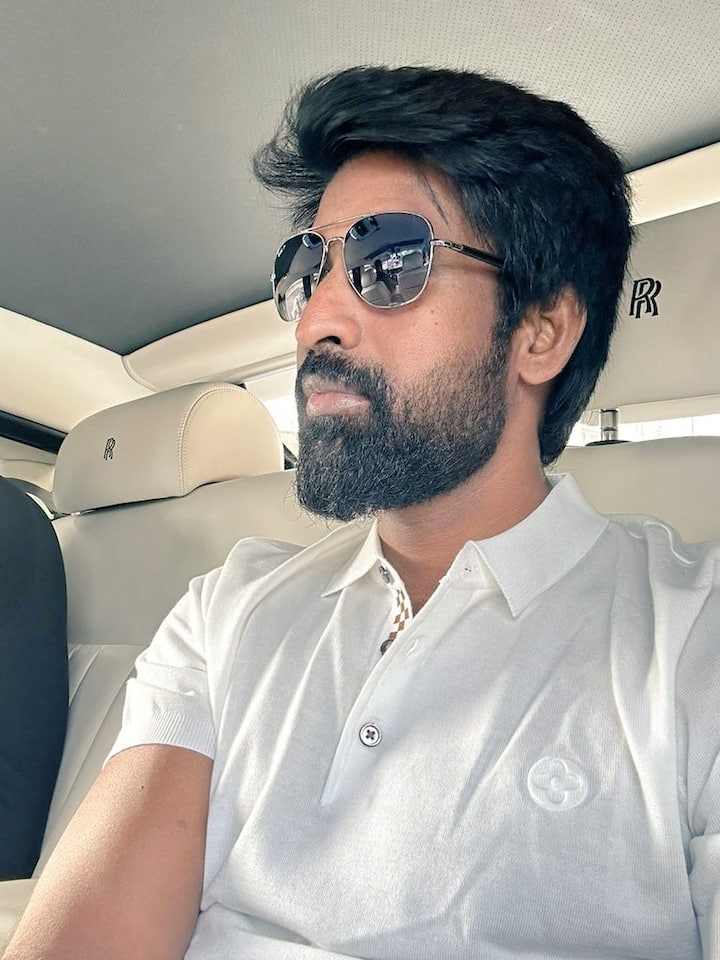 அதன் பின் சூரியின் காட்டில் மழைதான். களவாணியில் தொடங்கி , பிரின்ஸ் வரை பல படங்களில் நகைச்சுவை நடிகராக கலக்கி வந்தார்.