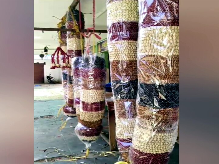 Dry Fruits: ரூ 3.50 இலட்சம் மதிப்பில் தயாரான டிரை புரூட்.. உலர் பழங்களால் ஆன பிரமாண்ட மாலை எங்க தெரியுமா?