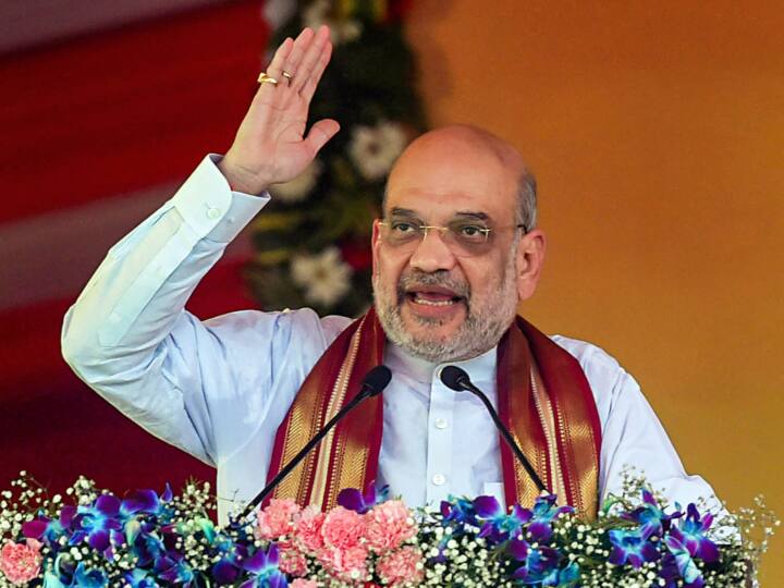 Home minister Amit shah Targets BRS and congress in Rythu Gosa BJP Bharosa rally of Telangana Telangana Election: तेलंगाना में अमित शाह बोले- ओवैसी के हाथ में KCR की कार का स्टीयरिंग, 4G है कांग्रेस