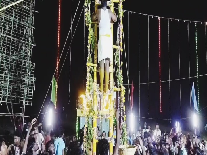 Thirukkalukunram: நெஞ்சை பதற வைக்கும் திருவிழா.. கத்தியை படிக்கட்டாகி, உச்சியில் ஏறி பக்தர்கள் வழிபாடு..!