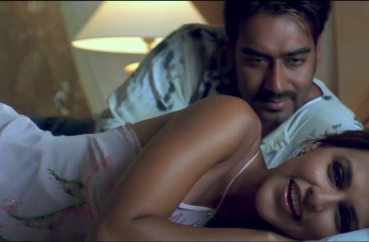 फिल्म तो नहीं चली, लेकिन फिल्म का -वो लड़की बहुत याद आती है सुपरहिट हो गया. इस गाने से नेहा धूपिया को रेकॉग्नाइजेशन मिल गई. फिर नेहा का करियर चल पड़ा.