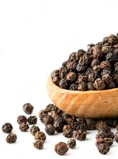 Black Pepper Benefits: ਕੈਂਸਰ ਵਰਗੀ ਬਿਮਾਰੀ ਤੋਂ ਬਚਾਉਂਦੀ ਕਾਲੀ ਮਿਰਚ, ਜਾਣੋ ਸਰੀਰ ਨੂੰ ਮਿਲਣ ਵਾਲੇ ਫਾਇਦਿਆਂ ਬਾਰੇ