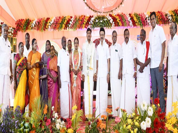 thiruvarur marriage function cm stalin speak about pm modi and central govt CM MK Stalin Speech: ’தமிழ்நாட்டை காப்பாற்றியாச்சு, இந்தியாவை காப்பாற்ற வேண்டும்’.. வெளுத்துவாங்கிய முதலமைச்சர் மு.க.ஸ்டாலின்!