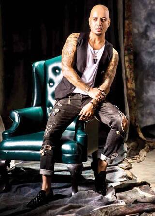 Gadar 2 Actor Sunny Deol और उनके भाई Bobby Deol ने स्टाइलिस्ट Aalim Hakim का Birthday किया Celebrate