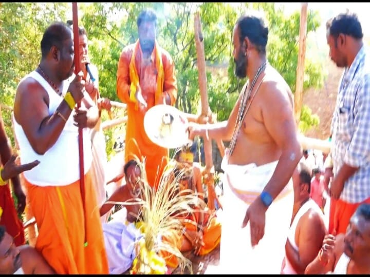 Karuppaswamy Kumbabishekam : வெகு விமரிசையாக நடைபெற்றது, பிரசித்திபெற்ற முரண்ட கருப்பசாமி கோயிலின் கும்பாபிஷேக விழா