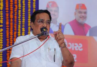 Rajkot: સૌરાષ્ટ્ર ભાજપના કયા દિગ્ગજ નેતાને સી.આર.પાટીલે ફટકારી શિસ્તભંગની નોટિસ ? જાણો શું છે મામલો