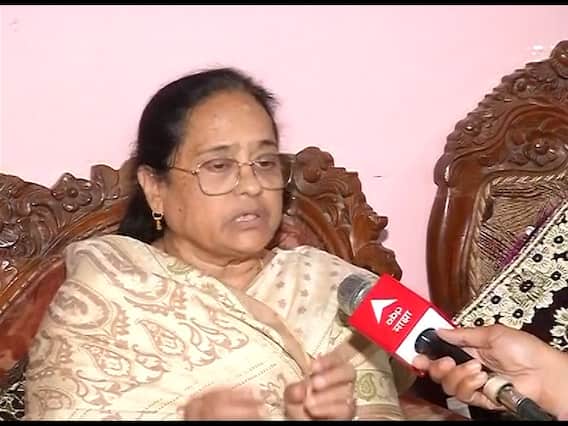 Sana Khan Case : सनाचा मुलगा वारंवार तिच्या मृतदेहाबाबत विचारणा करतोय, त्याला काय उत्तर द्यावं?; सना खान यांच्या आईचा नागपूर पोलिसांना प्रश्न Sana Khan Case : सनाचा मुलगा वारंवार तिच्या मृतदेहाबाबत विचारणा करतोय, त्याला काय उत्तर द्यावं?; सना खान यांच्या आईचा नागपूर पोलिसांना प्रश्न