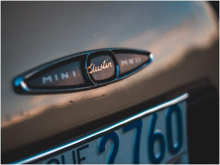 Vehicle Number Plates: भारत में जारी होते हैं इतने प्रकार के वाहन नंबर प्लेट, जानिए किसका क्या है इस्तेमाल Vehicle Number Plates See the different types of vehicle number plate in India and their uses Vehicle Number Plates: भारत में जारी होते हैं इतने प्रकार के वाहन नंबर प्लेट, जानिए किसका क्या है इस्तेमाल