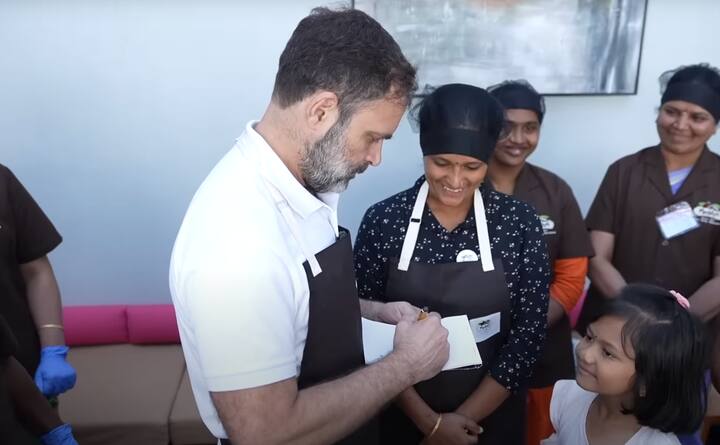 तिथे उपस्थित असलेल्या कर्मचाऱ्याच्या मुलीने राहुल गांधींकडे शेवटी ऑटोग्राफ मागितला आणि राहुल गांधींनी तो दिलाही. पण त्यानंतर...