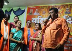 Photos: राम नगरी अयोध्या रानी पद्मावती के जौहर दिवस पर हुई रोशन, जलाए गए 16 हजार दीपक, देखें तस्वीरें