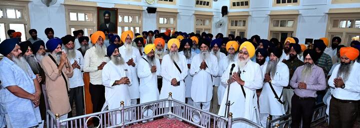 ਸ੍ਰੀ ਹਰਿਮੰਦਰ ਸਾਹਿਬ ਦੇ ਸਾਬਕਾ ਮੁੱਖ ਗ੍ਰੰਥੀ ਸਿੰਘ ਸਾਹਿਬ ਗਿਆਨੀ ਜਗਤਾਰ ਸਿੰਘ ਜੋ ਬੀਤੇ ਕੱਲ੍ਹ ਅਕਾਲ ਚਲਾਣਾ ਕਰ ਗਏ ਸਨ, ਦਾ ਅੱਜ ਗੁਰਦੁਆਰਾ ਸੰਗਰਾਣਾ ਸਾਹਿਬ ਨਜ਼ਦੀਕ ਅੰਤਿਮ ਸੰਸਕਾਰ ਕੀਤਾ ਗਿਆ। ਅਰਦਾਸ ਉਪਰੰਤ ਉਨ੍ਹਾਂ ਦੀ ਚਿਖਾ ਨੂੰ ਅਗਨੀ ਉਨ੍ਹਾਂ ਦੇ ਸਪੁੱਤਰ ਮਹਿੰਦਰ ਸਿੰਘ ਨੇ ਦਿੱਤੀ।