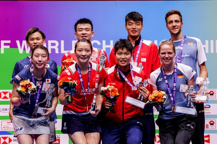 28 வது உலக கோப்பை பேட்மிண்டன் சாம்பியன்ஷிப் போட்டி டென்மார்க் தலைநகர் ஹோபன்ஹேகன் நகரில் ஆகஸ்ட் 21 ஆம் தேதி தொடங்கி 27ஆம் தேதிவரை நடந்தது. பிரம்மாண்டமாக தொடங்கிய இந்த போட்டியில் மொத்தம் 54 அணிகள் பங்கேற்றன. நேற்று இறுதி போட்டி நடைபெற்றது.