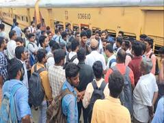 சென்னை பீச் ரயில்களை மேல்மருவத்தூர் வரை இயக்க வேண்டும் ; பயணிகளின் கோரிக்கைக்கு தென்னக ரயில்வே செவி சாய்க்குமா..?