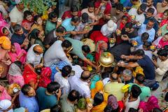 Shrawan : आज उत्तर भारतातील श्रावणातील शेवटचा सोमवार, महादेवाच्या मंदिरात भाविकांची गर्दी