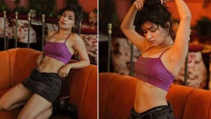 Avneet Kaur Pics: ਅਵਨੀਤ ਕੌਰ ਨੇ ਆਪਣੀਆਂ ਤਾਜ਼ਾ ਤਸਵੀਰਾਂ ਨਾਲ ਤਬਾਹੀ ਮਚਾ ਦਿੱਤੀ ਹੈ। ਉਸ ਦੀਆਂ ਤਸਵੀਰਾਂ ਸੋਸ਼ਲ ਮੀਡੀਆ ਤੇ ਖਲਬਲੀ ਮਚਾ ਰਹੀਆਂ ਹਨ। ਉਨ੍ਹਾਂ ਨੇ ਇੱਕ ਵਾਰ ਫਿਰ ਸੋਸ਼ਲ ਮੀਡੀਆ ਯੂਜ਼ਰਸ ਦੇ ਦਿਲਾਂ ਦੀ ਧੜਕਣ ਵਧਾ ਦਿੱਤੀ ਹੈ।