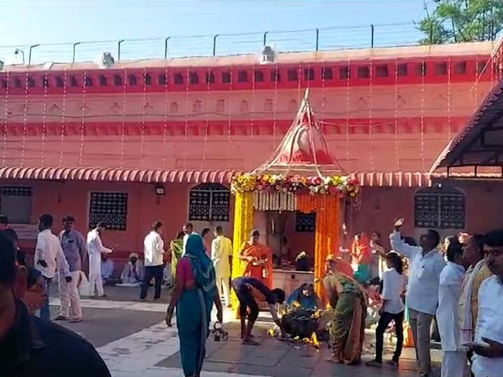 प्रभू वैद्यनाथाचे दर्शन घेण्यासाठी महाराष्ट्रातूनच नव्हे तर इतर राज्यातून देखील मोठ्या प्रमाणात भाविक येत असतात.