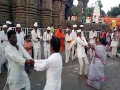 Hingoli News :  दुसऱ्या श्रावणी सोमवारी औंढा नागनाथ मंदिरात भक्तांची गर्दी, अनेक कावड, दिंड्या मंदिरात दाखल