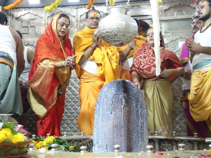 Sawan 2023 Last Monday Shivraj Singh Chouhan Reached Mahakal Temple can unveil Idol of Sapt Rishi ann Ujjain News: सावन के आखिरी सोमवार पर महाकाल के दर्शन के लिए CM शिवराज, सप्त ऋषियों की मूर्ति का कर सकते हैं अनावरण