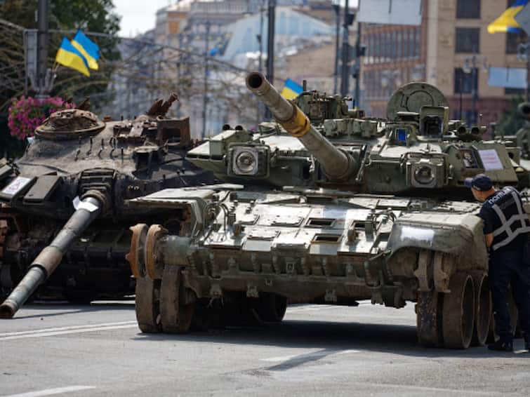 Ukraine 'Liberates' Strategic Southeastern Settlement, Russian Strike Kills 4 Ukraine 'Liberates' Strategic Southeastern Settlement, Russian Strike Kills 4