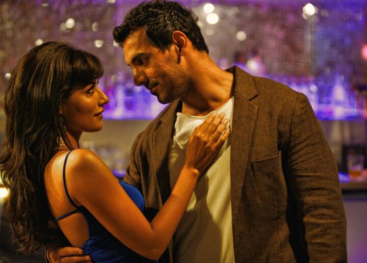 फिल्म वेलकम बैक के दौरान जॉन अब्राहम ने अपनी हिरोइन को किस करने से मना कर दिया था.