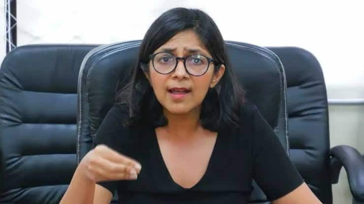 Rape with two minor students in school, DCW issued a notice to the Delhi Police seeking its response ANN Delhi: स्कूल में दो नाबालिग छात्रों के साथ कुकर्म,  DCW ने दिल्ली पुलिस को नोटिस जारी कर मांगा जवाब