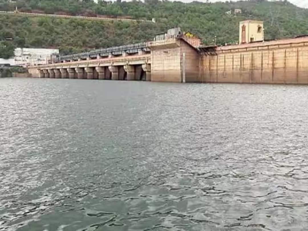 No Water Flow In Krishna River For Over 15 Days Krishna River: వరదా లేదూ, వానా లేదూ - కృష్ణా ప్రాజెక్టుల్లో పడిపోతున్న నీటి మట్టాలు